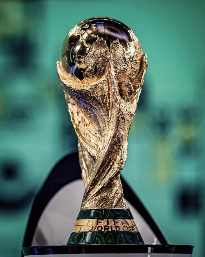 塔更倾向于 塔更倾向于