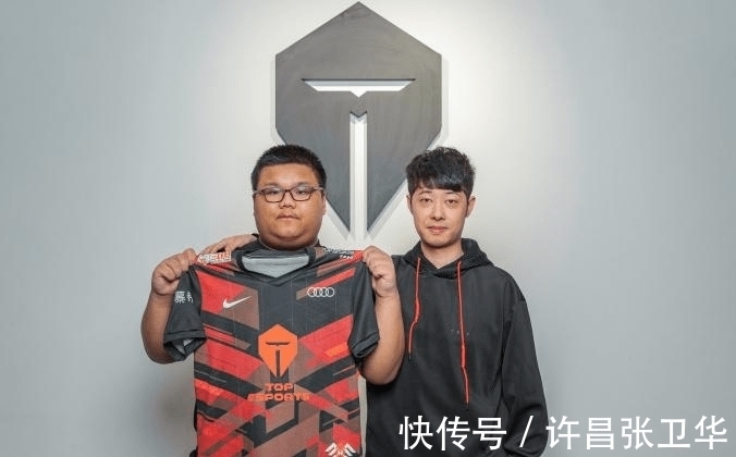 完全锁定首 完全锁定首