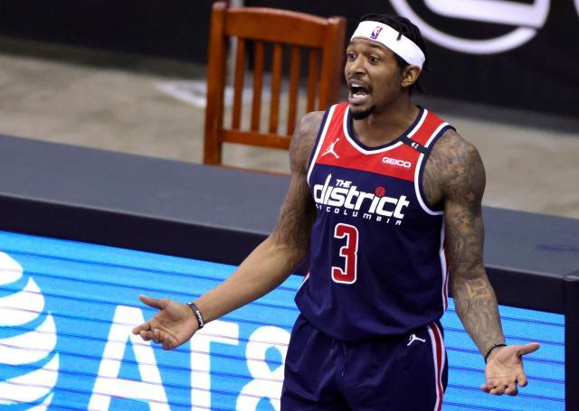 艾哈德用他 艾哈德用他