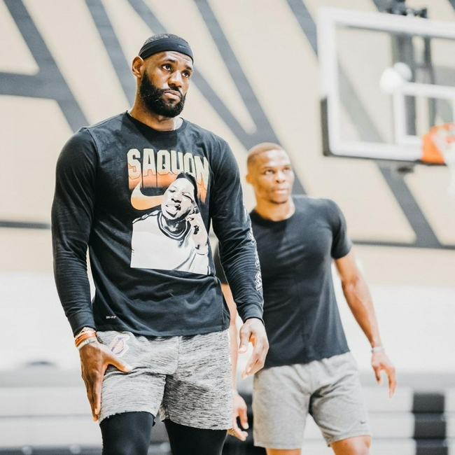 二点争抢 二点争抢