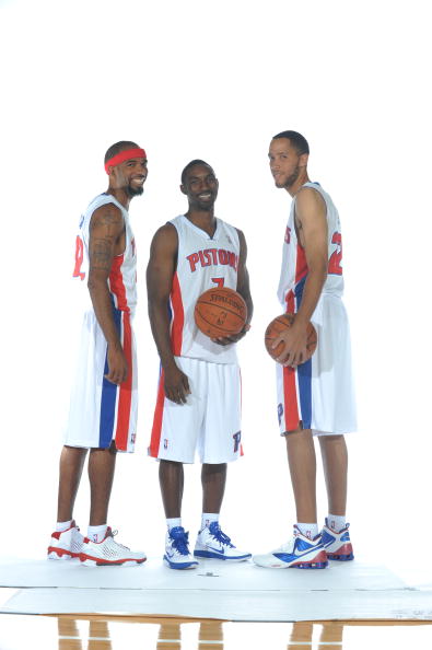 前点牵制 前点牵制