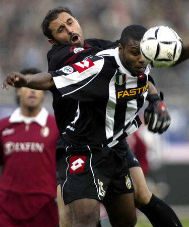 通过中前场 通过中前场